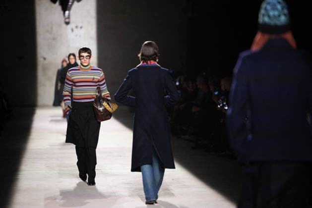Dries Van Noten - Runway - Paris Fashion Week - Menswear Fall Winter 2026-2027 Models present creations by Dries Van Noten for the Menswear Ready-to-wear Fall-Winter 2026 2027 collection as part of the Men Paris Fashion Week in Paris on January 22, 2026. Photo by Alexis Jumeau ABACAPRESS.COM Paris France  Copyright: xJumeauxAlexis ABACAx