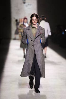 Dries Van Noten - Runway - Paris Fashion Week - Menswear Fall Winter 2026-2027 Models present creations by Dries Van Noten for the Menswear Ready-to-wear Fall-Winter 2026 2027 collection as part of the Men Paris Fashion Week in Paris on January 22, 2026. Photo by Alexis Jumeau ABACAPRESS.COM Paris France  Copyright: xJumeauxAlexis ABACAx