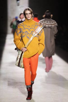Dries Van Noten - Runway - Paris Fashion Week - Menswear Fall Winter 2026-2027 Models present creations by Dries Van Noten for the Menswear Ready-to-wear Fall-Winter 2026 2027 collection as part of the Men Paris Fashion Week in Paris on January 22, 2026. Photo by Alexis Jumeau ABACAPRESS.COM Paris France  Copyright: xJumeauxAlexis ABACAx