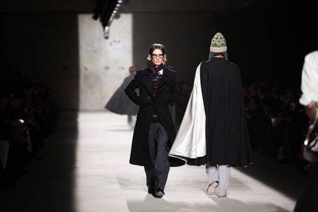 Dries Van Noten - Runway - Paris Fashion Week - Menswear Fall Winter 2026-2027 Models present creations by Dries Van Noten for the Menswear Ready-to-wear Fall-Winter 2026 2027 collection as part of the Men Paris Fashion Week in Paris on January 22, 2026. Photo by Alexis Jumeau ABACAPRESS.COM Paris France  Copyright: xJumeauxAlexis ABACAx