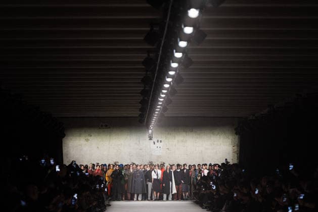 Dries Van Noten - Runway - Paris Fashion Week - Menswear Fall Winter 2026-2027 Models present creations by Dries Van Noten for the Menswear Ready-to-wear Fall-Winter 2026 2027 collection as part of the Men Paris Fashion Week in Paris on January 22, 2026. Photo by Alexis Jumeau ABACAPRESS.COM Paris France  Copyright: xJumeauxAlexis ABACAx