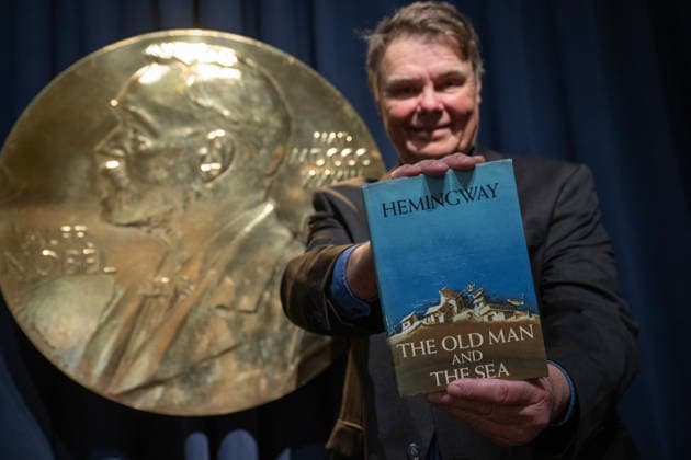 Stockholm 20260123 American Hemingway connoisseur Curtis DeBerg hands over the Hemingway book The Old Man and the Sea to the Nobel Prize Museum The book has a dedication that is believed to be the last known writing by the author and Nobel laureate Ernest Hemingway The book will in the future be in the Nobel Museums collections STOCKHOLM SWEDEN x10080x  Copyright: xFredrikxSandberg TTx HEMINGWAYBOK SQFYvemggoc