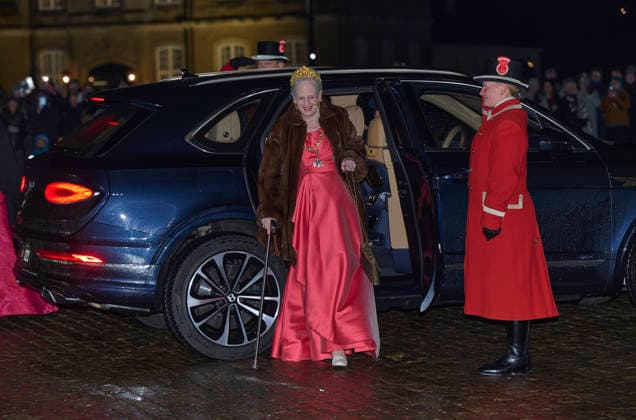 2026-01-01 COPENHAGEN DENMARK Danish Royal Family: The royal couple hold New Year s dinner for the government, the Speaker of the Folketing, representatives of official Denmark and a part of Royal Family in Amalienborg Royal Palace. Picture: old Queen Margrethe of Denmark arrival to dinner. PHOTO:Stefan Lindblom TT code 20116 Copenhagen Denmark x20116x *** 2026 01 01 COPENHAGEN DENMARK Danish Royal Family The royal couple hold New Year s dinner for the government, the Speaker of the Folketing, representatives of official Denmark and a part of Royal Family in Amalienborg Royal Palace Picture old Queen Margrethe of Denmark arrival to dinner PHOTO Stefan Lindblom TT code 20116 Copenhagen Denmark x20116x  Copyright: xStefanxLindblom TTx Royal Danish Family X7odgLomo0w