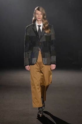 Junya Watanabe MAN Fashion Show Men Ready to Wear Fall Winter 2026 2027 Collection , during Paris Fashion Week, on January 23, 2026 Junya Watanabe MAN Fashion Show Men Ready to Wear Fall Winter 2026 2027 Collection , during Paris Fashion Week, on January 23, 2026 Paris France  Copyright: xAgencex xBestimagexAgencex xBestimagex