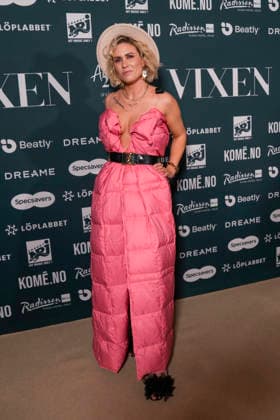 Vixen Awards 2025 Oslo, Norge 20260123. Camilla Bakken ankommer pa rod loper for utdelingen av Vixen Awards 2025 pa Radisson Blu Plaza Hotel i Oslo fredag. Foto: Fredrik Varfjell NTB Oslo Norge JnXfIHb0QZE EDITORIAL USE ONLY Ref:_ENTJnXfIHb0QZE.jpg Copyright: xFredrikxVarfjellx xNTBx