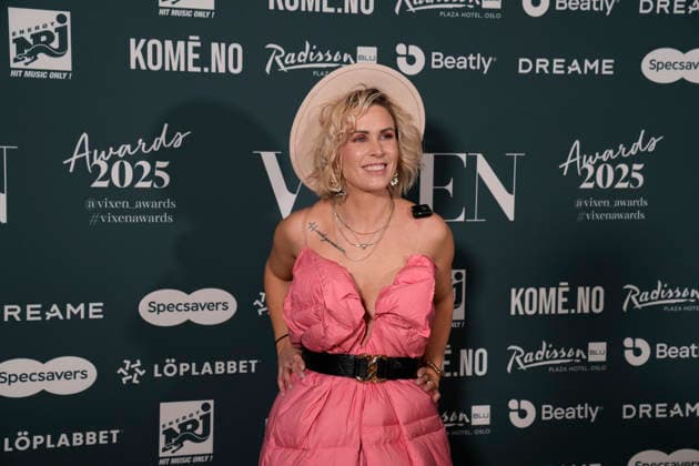 Vixen Awards 2025 Oslo, Norge 20260123. Camilla Bakken ankommer pa rod loper for utdelingen av Vixen Awards 2025 pa Radisson Blu Plaza Hotel i Oslo fredag. Foto: Fredrik Varfjell NTB Oslo Norge CQp9AWbzTVo EDITORIAL USE ONLY Ref:_ENTCQp9AWbzTVo.jpg Copyright: xFredrikxVarfjellx xNTBx