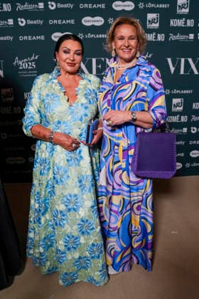Vixen Awards 2025 Oslo, Norge 20260123. Lilli Bendriss (t.v.) ankommer pa rod loper for utdelingen av Vixen Awards 2025 pa Radisson Blu Plaza Hotel i Oslo fredag. Foto: Fredrik Varfjell NTB Oslo Norge y8PCgludaso EDITORIAL USE ONLY Ref:_ENTy8PCgludaso.jpg Copyright: xFredrikxVarfjellx xNTBx