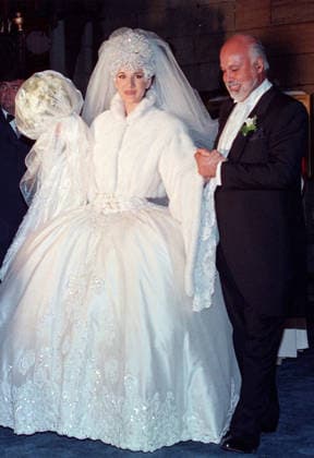 December 17, 1994, Montreal, Quebec, Canada: Quebec pop star CELINE DION leaves the church with her husband RENE ANGELIL after their wedding ceremony in Montreal. Montreal Canada  - ZUMAc35_ 19941217_zaa_c35_096 Copyright: xRyanxRemiorzx
