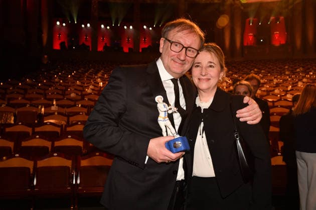 Rainer Bock mit Begleitung 47. Bayerischer Filmpreis Preis, Auszeichnung Party Prinzregententheater München 23. Januar 2026