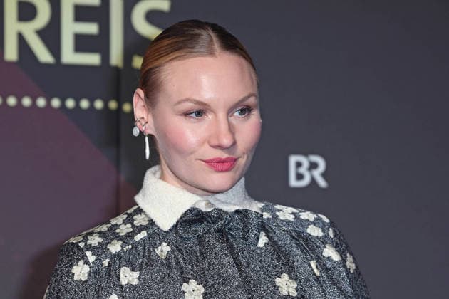 Rosalie Thomass bei der Ankunft zur VERLEIHUNG DES BAYERISCHEN FILMPREISES 2025 im Prinzregententheater in München am 23.01.2026