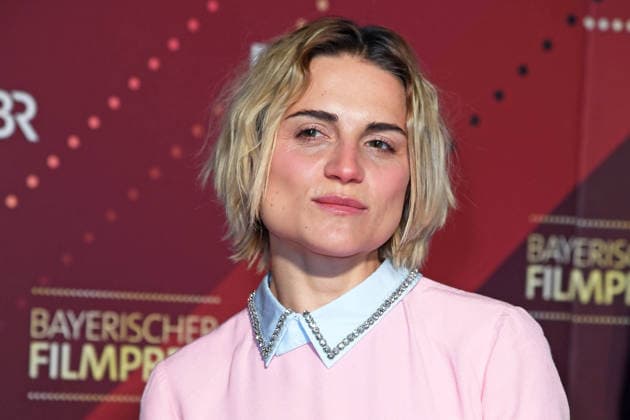 Mala Emde bei der Ankunft zur VERLEIHUNG DES BAYERISCHEN FILMPREISES 2025 im Prinzregententheater in München am 23.01.2026
