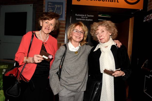 Marille Rueb Bildhauerin Gisela Schneeberger, Schauspielerin Ilse Neubauer Schauspielerin Muenchen 23.01.2026 Lach- und Schiessgesellschaft, Fat Cat, ehemaliges Gasteig, Marie Theres Relin stellt ihr Buch Yes, We Schell ueber ihre Mutter Maria Schell vor, Anlass zum 100. Geburtstag von Maria Schell Schauspielerin Foto Muenchen