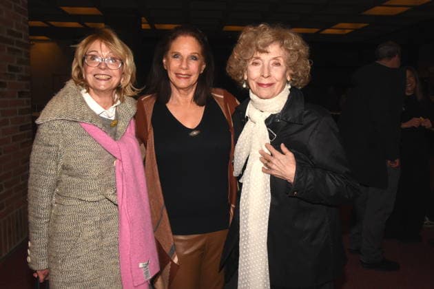 Gisela Schneeberger,Schauspielerin Penny Mc Lean Saengerin. Silver Covencion Ilse Neubauer Schauspierin Muenchen 23.01.2026 Lach- und Schiessgesellschaft, Fat Cat, ehemaliges Gasteig, Marie Theres Relin stellt ihr Buch Yes, We Schell ueber ihre Mutter Maria Schell vor, Anlass zum 100. Geburtstag von Maria Schell Schauspielerin Foto Muenchen