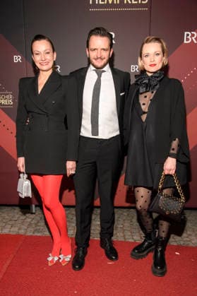 Kathrin Anna Stahl, Tommy Schwimmer und Sina Wilke bei der Verleihung des 47. Bayerischen Filmpreises 2025 im Prinzregententheater. München, 23.01.2026