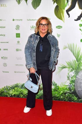 Claudia Effenberg bei der TV-Starts der neuen Staffel von Ich bin ein Star Holt mich hier raus! lädt Entertainer und Moderator Julian F.M. Stoeckel am Freitag, dem 23. Januar 2026 zur legendären Dschungelparty in Berlin am 23.01.2026