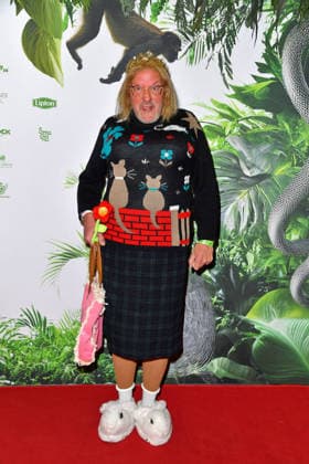 Hans-Werner Olm bei der TV-Starts der neuen Staffel von Ich bin ein Star Holt mich hier raus! lädt Entertainer und Moderator Julian F.M. Stoeckel am Freitag, dem 23. Januar 2026 zur legendären Dschungelparty in Berlin am 23.01.2026