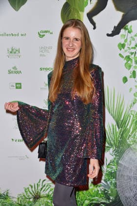 Katharina Von Garnier bei der TV-Starts der neuen Staffel von Ich bin ein Star Holt mich hier raus! lädt Entertainer und Moderator Julian F.M. Stoeckel am Freitag, dem 23. Januar 2026 zur legendären Dschungelparty in Berlin am 23.01.2026