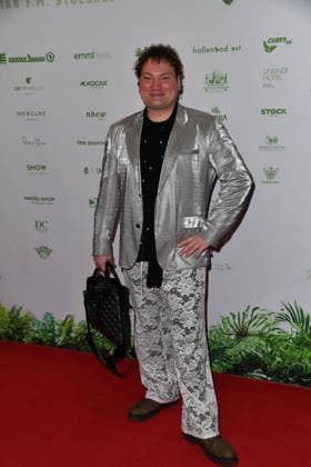Christian Jaycob bei der TV-Starts der neuen Staffel von Ich bin ein Star Holt mich hier raus! lädt Entertainer und Moderator Julian F.M. Stoeckel am Freitag, dem 23. Januar 2026 zur legendären Dschungelparty in Berlin am 23.01.2026