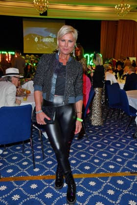 Kamilla Senjo bei der TV-Starts der neuen Staffel von Ich bin ein Star Holt mich hier raus! lädt Entertainer und Moderator Julian F.M. Stoeckel am Freitag, dem 23. Januar 2026 zur legendären Dschungelparty in Berlin am 23.01.2026