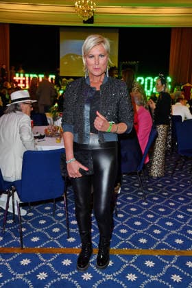 Kamilla Senjo bei der TV-Starts der neuen Staffel von Ich bin ein Star Holt mich hier raus! lädt Entertainer und Moderator Julian F.M. Stoeckel am Freitag, dem 23. Januar 2026 zur legendären Dschungelparty in Berlin am 23.01.2026