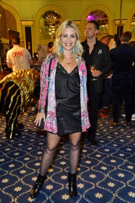 Susan Sideropoulus bei der TV-Starts der neuen Staffel von Ich bin ein Star Holt mich hier raus! lädt Entertainer und Moderator Julian F.M. Stoeckel am Freitag, dem 23. Januar 2026 zur legendären Dschungelparty in Berlin am 23.01.2026
