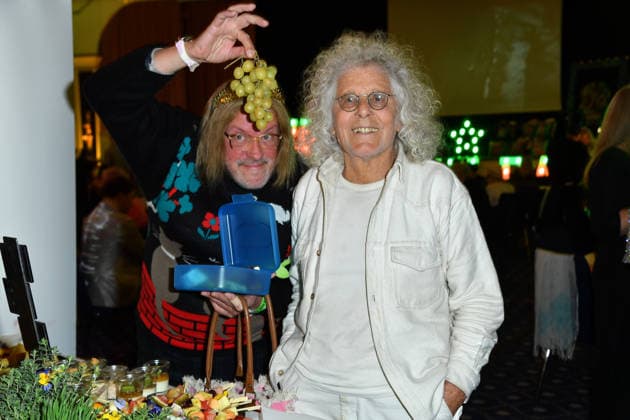 Hans-Werner Olm und Rainer Langhans bei der TV-Starts der neuen Staffel von Ich bin ein Star Holt mich hier raus! lädt Entertainer und Moderator Julian F.M. Stoeckel am Freitag, dem 23. Januar 2026 zur legendären Dschungelparty in Berlin am 23.01.2026