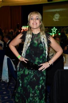 Annemarie Eilfeld bei der TV-Starts der neuen Staffel von Ich bin ein Star Holt mich hier raus! lädt Entertainer und Moderator Julian F.M. Stoeckel am Freitag, dem 23. Januar 2026 zur legendären Dschungelparty in Berlin am 23.01.2026