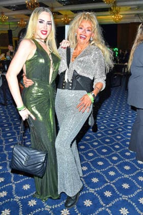 Jessica Haller und Bea Fiedler bei der Dschungelparty zum TV-Start von Ich bin ein Star - Holt mich hier raus! (RTL) am 23.01.2026 im Hotel JW Marriott in Berlin Dschungelcamp- Party 2026 in Berlin