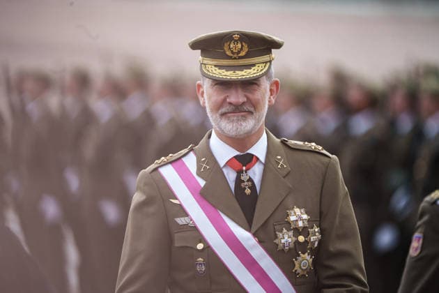 The King presides over the swearing in of the flag of the military troops of the Spanish Army in Cáceres King Felipe VI attends the oath before the flag of the military troops of the Spanish Army, at the Centro de Formación de Tropa Cefot nº 1, Santa Ana barracks, on January 24, 2026, in Cáceres, Extremadura Spain The Troop Training Center No. 1 CEFOT 1 is a military training center of the Spanish Army located in the vicinity of the Spanish city of Cáceres It is one of the two Troop Training Centers soldier, corporal and lance corporal in Spain along with the Troop Training Center No. 2, located in San Fernando Cadiz 24 JANUARY 2026 LAND ARMY FLAG SWEARING Caceres, Extremadura Caceres, Extremadura Spain  Copyright: xJavierxCintasx 7241081
