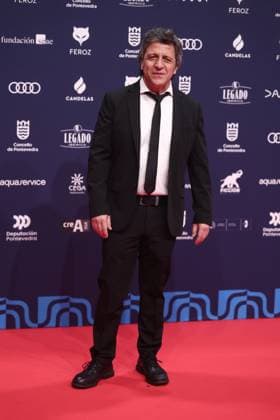 Red carpet of the Feroz Awards 2026 Actor David Lorente poses on the red carpet of the Feroz Awards 2026, at the Pazo da Cultura, on January 24, 2026, in Pontevedra, Galicia Spain The Feroz Awards are presented annually by the Asociación de Informadores Cinematográficos de Espana since 2014 with the aim of highlighting the best of the years audiovisual production, both in film and television 24 JANUARY 2026 Espana  Copyright: xEduardoxParrax 7241618