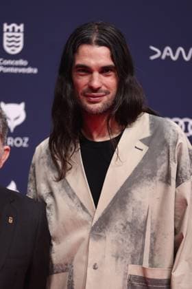 Red carpet of the Feroz Awards 2026 The director of Sirat , Oliver Laxe, poses on the red carpet of the Feroz Awards 2026, at the Pazo da Cultura, on January 24, 2026, in Pontevedra, Galicia Spain The Feroz Awards are presented annually by the Asociación de Informadores Cinematográficos de Espana since 2014 with the aim of highlighting the best of the years audiovisual production, both in film and television 24 JANUARY 2026 Espana  Copyright: xEduardoxParrax 7241687
