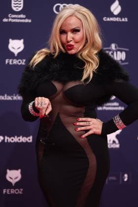 Red carpet of the Feroz Awards 2026 Singer Silvia Superstar poses on the red carpet of the Feroz Awards 2026, at the Pazo da Cultura, on January 24, 2026, in Pontevedra, Galicia Spain The Feroz Awards are presented annually by the Spanish Association of Cinematographic Informers since 2014 with the aim of highlighting the best of the years audiovisual production, both in film and television 24 JANUARY 2026 Pontevedra Galicia Galicia Pontevedra Galicia Galicia Spain  Copyright: xEduardoxParrax 7241895