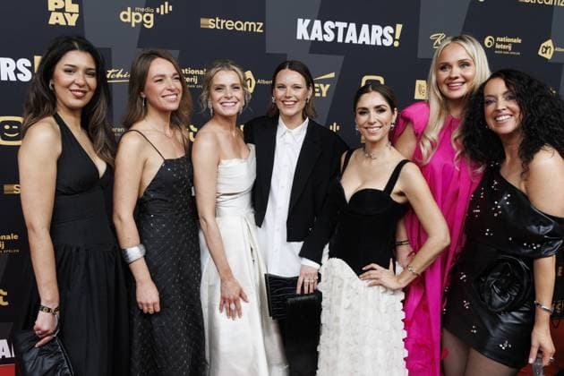 Stephanie Planckaert (2L), Television Presenter Dina Tersago, Actress Kim Van Oncen (3R) and Anastasya Chernook pictured during the fourth edition of the Kastaars! , Flemish media awards, in Lint, Saturday 24 January 2026. Media companies and broadcasters VRT, DPG Media and Play Media and streaming platform Streamz are joining forces for these media prices.  NICOLASxMAETERLINCK 158373018