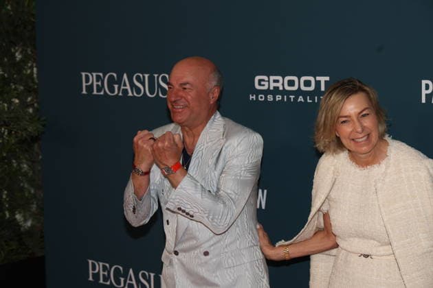 HALLANDALE, FLORIDA - JANUARY 24: Kevin O Leary and Linda O Leary attends the Pegasus World Cup at Gulfstream Park on January 24, 2026 in Hallandale, Florida. ..People: Kevin O Leary and Linda O Leary. Hallandale United States Of America - ZUMAs214 20260124_aba_s214_020 Copyright: xSMGx