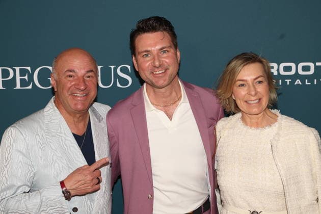 HALLANDALE, FLORIDA - JANUARY 24: Kevin O Leary and Linda O Leary attends the Pegasus World Cup at Gulfstream Park on January 24, 2026 in Hallandale, Florida. ..People: Kevin O Leary and Linda O Leary. Hallandale United States Of America - ZUMAs214 20260124_aba_s214_063 Copyright: xSMGx