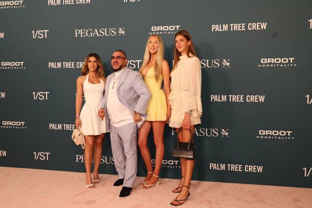 HALLANDALE, FLORIDA - JANUARY 24: David Papi Einhorn attends the Pegasus World Cup at Gulfstream Park on January 24, 2026 in Hallandale, Florida. ..People: David Papi Einhorn. Hallandale United States Of America  - ZUMAs214 20260124_aba_s214_075 Copyright: xSMGx