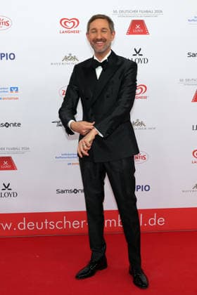 Deutscher Filmball 2026 Daniel (Boschi) Boschmann (deutscher Fernsehmoderator) auf dem roten Teppich. 50. Deutscher Filmball 2026 am 24.01.2026 im Hotel Bayerischer Hof in München. Bayern, Deutschland.