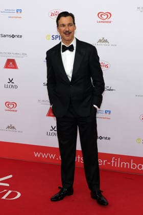 Deutscher Filmball 2026 Florian David Fitz (deutscher Schauspieler, Drehbuchautor und Filmregisseur) auf dem roten Teppich. 50. Deutscher Filmball 2026 am 24.01.2026 im Hotel Bayerischer Hof in München. Bayern, Deutschland.