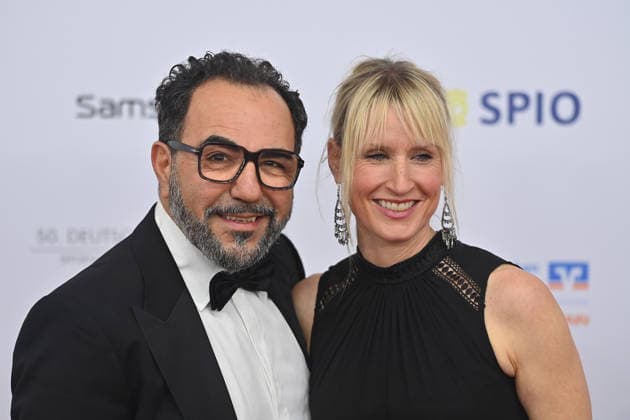 Adnan MARAL (Schauspieler) mit Ehefrau Franziska. 50.Deutscher Filmball, Roter Teppich,Red Carpet, am 24.01.2026 im H o t e l B a y e r i s c h e r H o f, M u e n c h e n.