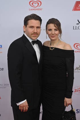 Hanno Koffler (Schauspieler), mit Ehefrau Mia Maariel Meyer (Schauspielerin). 50.Deutscher Filmball, Roter Teppich,Red Carpet, am 24.01.2026 im H o t e l B a y e r i s c h e r H o f, M u e n c h e n.