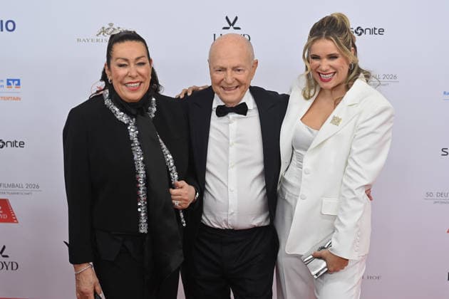 Mona Buckenmaier, Juergen Buckenmaier und Martina Buckenmaier. 50.Deutscher Filmball, Roter Teppich,Red Carpet, am 24.01.2026 im H o t e l B a y e r i s c h e r H o f, M u e n c h e n.