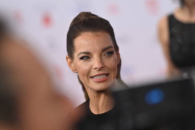 Yvonne CATTERFELD (Schauspielerin). Einzelbild,angeschnittenes Einzelmotiv,Portrait,Portraet. 50.Deutscher Filmball, Roter Teppich,Red Carpet, am 24.01.2026 im H o t e l B a y e r i s c h e r H o f, M u e n c h e n.