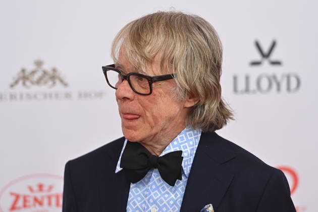 Helge SCHNEIDER (Komiker), Einzelbild,angeschnittenes Einzelmotiv,Portraet,Portrait,Porträt. 50.Deutscher Filmball, Roter Teppich,Red Carpet, am 24.01.2026 im H o t e l B a y e r i s c h e r H o f, M u e n c h e n.