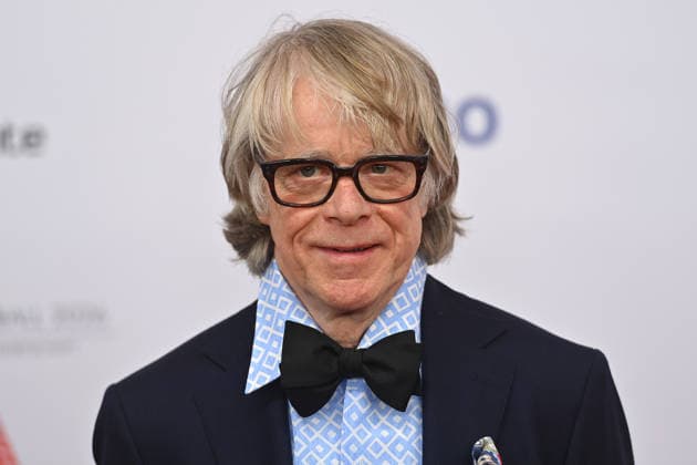 Helge SCHNEIDER (Komiker), Einzelbild,angeschnittenes Einzelmotiv,Portraet,Portrait,Porträt. 50.Deutscher Filmball, Roter Teppich,Red Carpet, am 24.01.2026 im H o t e l B a y e r i s c h e r H o f, M u e n c h e n.