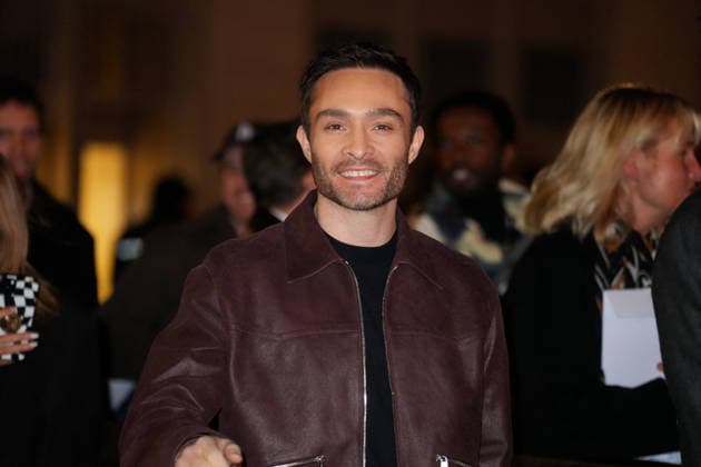 Ed Westwick Arrivals at the Hermès show at the Palais Brogniart Paris Fashion Week Prêt à Porter Homme Automne Hiver 2026 2027 Arrivals at the Hermès Collection Homme Prêt à Porter Automne Hiver 2026 2027 show during Paris Fashion Week PFW at the Palais Brogniart on January 24, 2026 Anne Sophie Guebet Bestimage Arrivals at the Hermès Mens Ready to Wear Autumn Winter 2026 2027 Collection show during Paris Fashion Week PFW at the Palais Brogniart on January 24, 2026 Paris France  Copyright: xAnne-SophiexGuebeyx xBestimagexAnne-SophiexGuebeyx xBestimagex