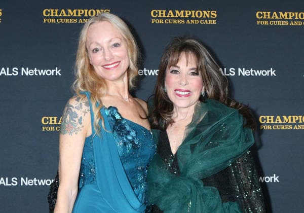 January 25, 2026, Pasadena, California, USA: LOS ANGELES - JAN 24: Sheri Strahl, Kate Linder at the ALS Network Gala at the Convention Center Ballroom on January 24, 2026 in Pasadena, CA Pasadena USA - ZUMAb170 20260125_aap_b170_016 Copyright: xKayxBlakex