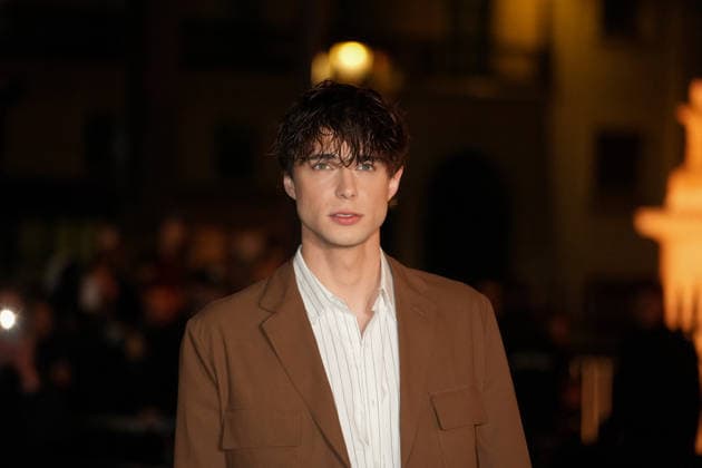 Nils Kuesel Arrivals at the Hermès show at the Palais Brogniart Paris Fashion Week Prêt à Porter Homme Automne Hiver 2026 2027 Arrivals at the Hermès Collection Homme Prêt à Porter Automne Hiver 2026 2027 show during Paris Fashion Week PFW at the Palais Brogniart on January 24, 2026 Anne Sophie Guebet Bestimage Arrivals at the Hermès Mens Ready to Wear Autumn Winter 2026 2027 Collection show during Paris Fashion Week PFW at the Palais Brogniart on January 24, 2026 Paris France  Copyright: xAnne-SophiexGuebeyx xBestimagexAnne-SophiexGuebeyx xBestimagex