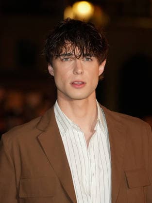 Nils Kuesel Arrivals at the Hermès show at the Palais Brogniart Paris Fashion Week Prêt à Porter Homme Automne Hiver 2026 2027 Arrivals at the Hermès Collection Homme Prêt à Porter Automne Hiver 2026 2027 show during Paris Fashion Week PFW at the Palais Brogniart on January 24, 2026 Anne Sophie Guebet Bestimage Arrivals at the Hermès Mens Ready to Wear Autumn Winter 2026 2027 Collection show during Paris Fashion Week PFW at the Palais Brogniart on January 24, 2026 Paris France  Copyright: xAnne-SophiexGuebeyx xBestimagexAnne-SophiexGuebeyx xBestimagex
