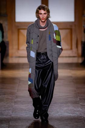Hermès Mens Ready to Wear Autumn Winter 2026 2027 Collection fashion show during Paris Fashion Week PFW at Palais Brongniart on January 24, 2026 Hermès Mens Ready to Wear Autumn Winter 2026 2027 Collection fashion show during Paris Fashion Week PFW at Palais Brongniart on January 24, 2026 Paris France  Copyright: xAgencex xBestimagexAgencex xBestimagex
