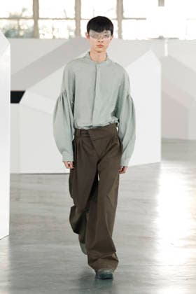 Kiko Kostadinov Mens Ready to Wear Autumn Winter 2026 2027 Collection fashion show during Paris Fashion Week PFW on January 24, 2026 Kiko Kostadinov Mens Ready to Wear Autumn Winter 2026 2027 Collection fashion show during Paris Fashion Week PFW on January 24, 2026 Paris France  Copyright: xAgencex xBestimagexAgencex xBestimagex